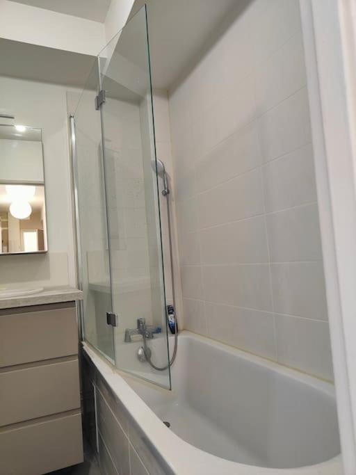 Superbe Appartement Lumineux Avec Vue Imprenable Tours Exteriör bild
