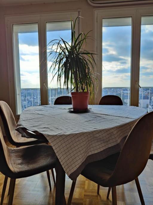 Superbe Appartement Lumineux Avec Vue Imprenable Tours Exteriör bild