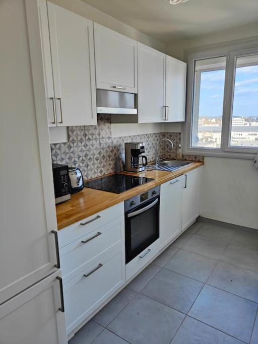 Superbe Appartement Lumineux Avec Vue Imprenable Tours Exteriör bild