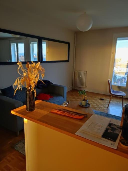 Superbe Appartement Lumineux Avec Vue Imprenable Tours Exteriör bild